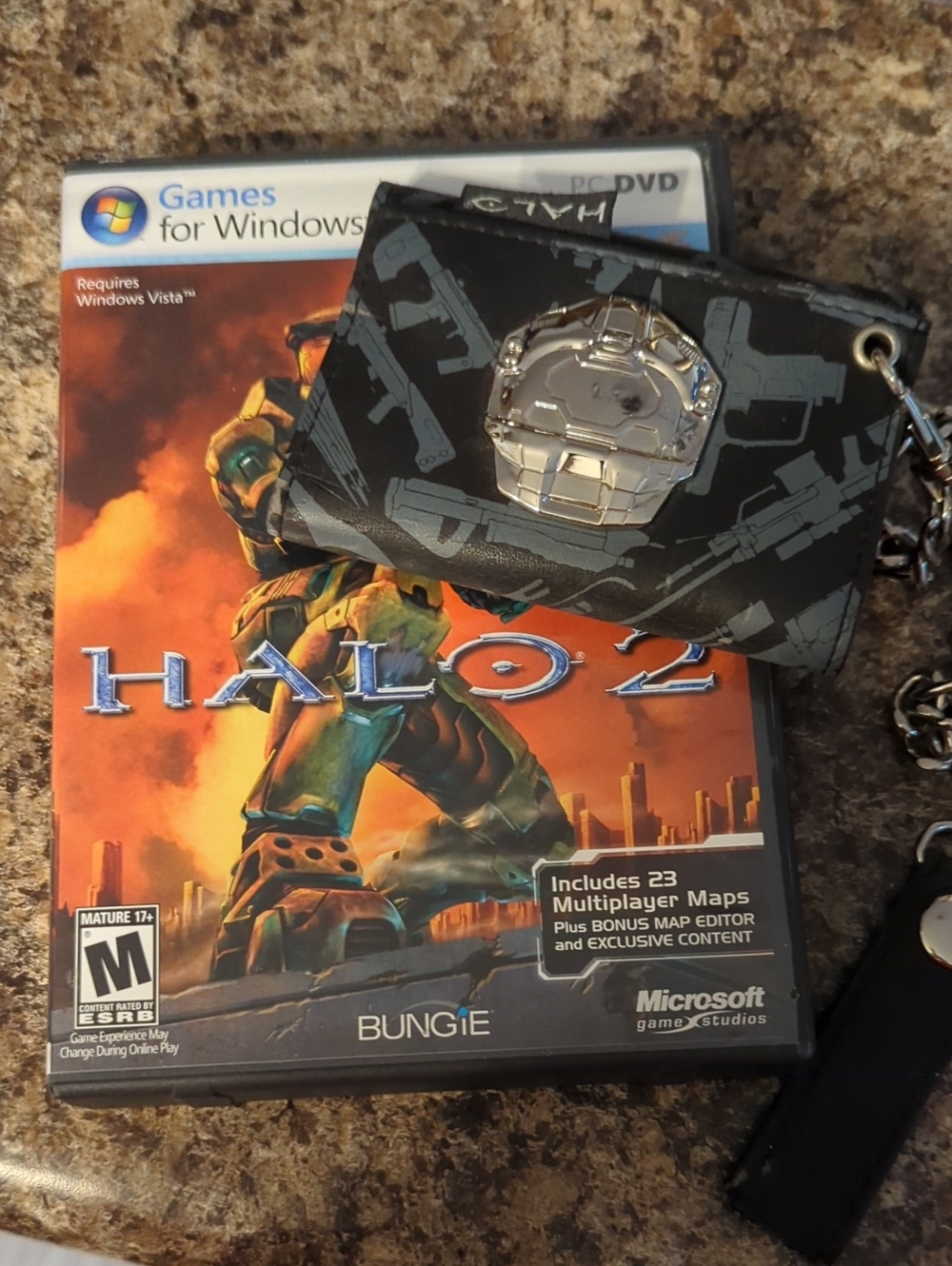 Halo 2 PC Game with Orange and Green Cover Artwork